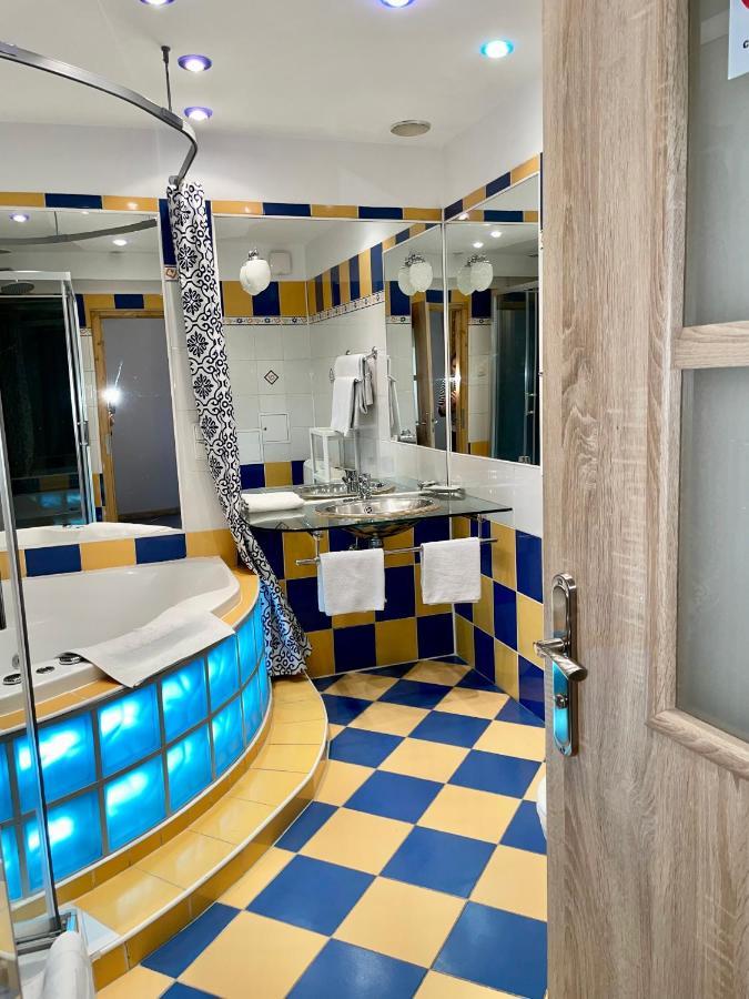 Gosciniec Raciborski Racibórz エクステリア 写真